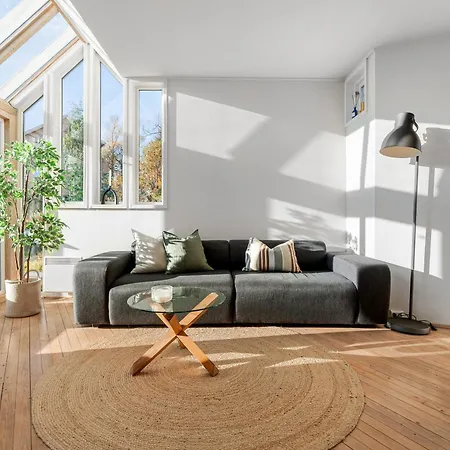 Urban Architectural Retreat * טרומסה